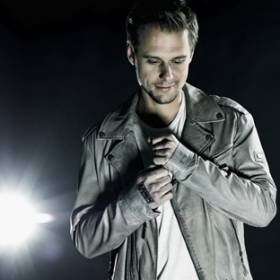 Uwaga na te frazy! Armin van Buuren, Usher i Britney Spears mogą prowadzić do stron z wirusami!