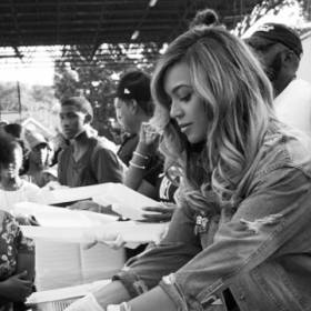 Beyonce pomaga ofiarom huraganu Harvey. Osobiście wydała 400 obiadów