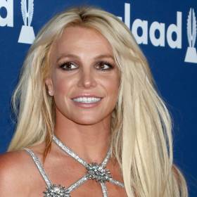 Britney Spears potrząsa roznegliżowanym ciałem na siłowni. "Dajesz, królowo!" [WIDEO]