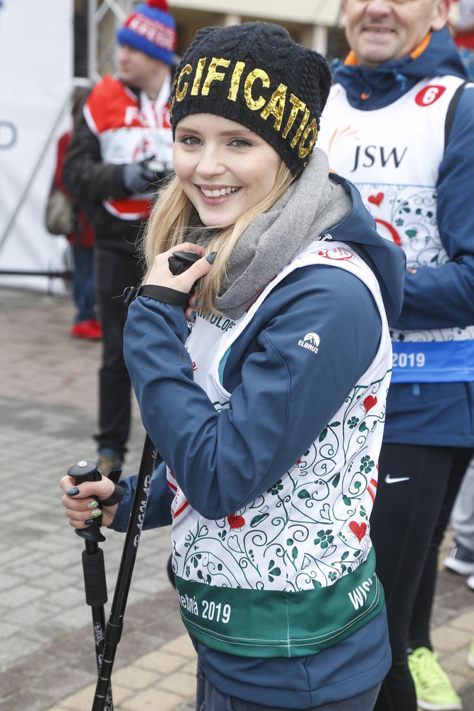 Olga Kalicka przyszła na imprezę bez makijażu. Internauci: "Cudowna"