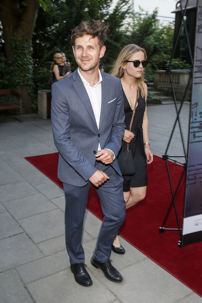 Antek Królikowski z nową dziewczyną na ściance. Pokazali się tak po raz pierwszy