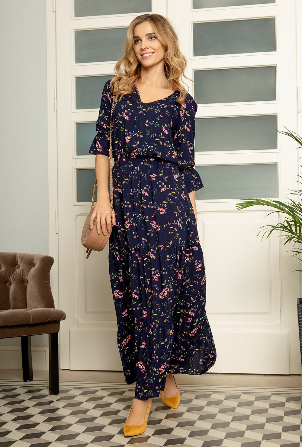 Modne sukienki z falbankami na lato