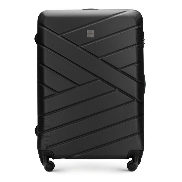 Długie wakacje? O tym musisz pamiętać, wybierając dużą walizkę!