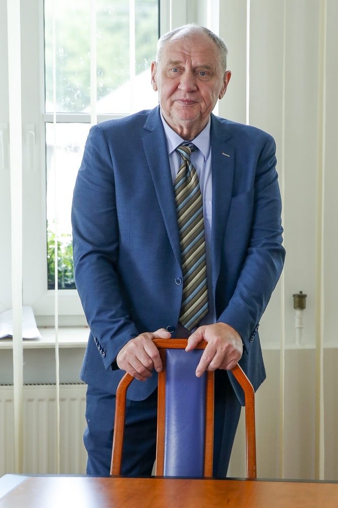 Andrzej Grabowski chudnie w oczach! Aktor jest coraz szczuplejszy