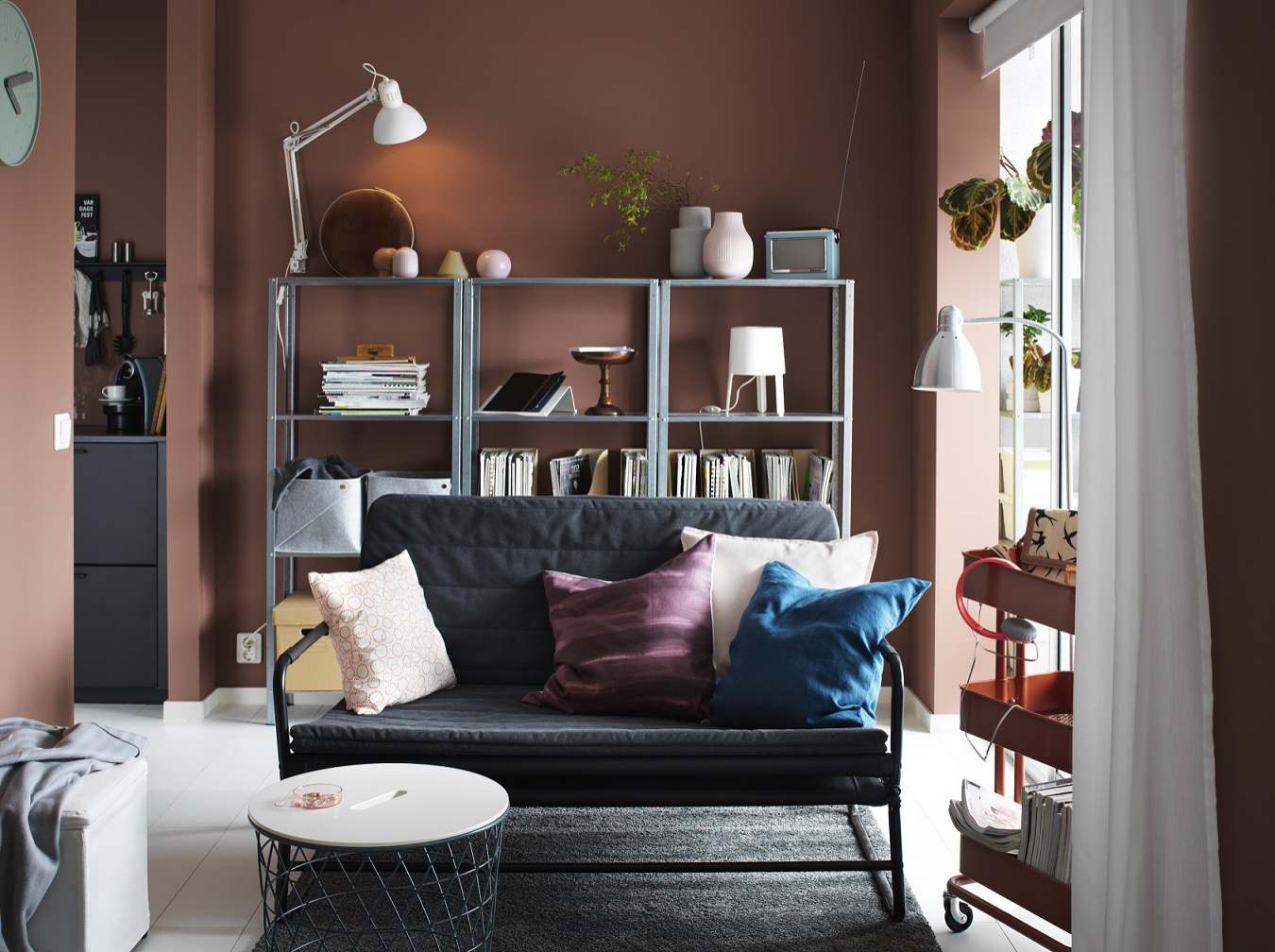 Jak urządzić sypialnię dla gości?