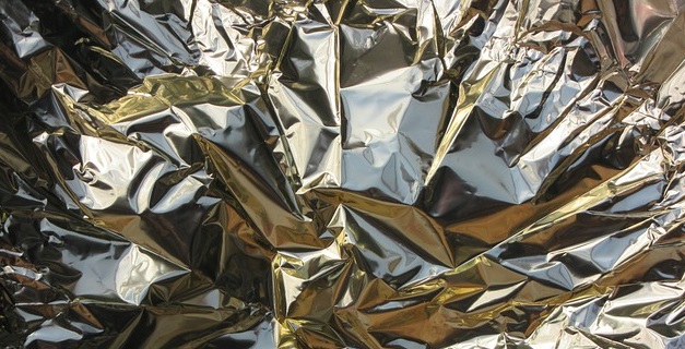 Matowa i błyszcząca strona folii aluminiowej - do czego służą? Zastosowanie, właściwości