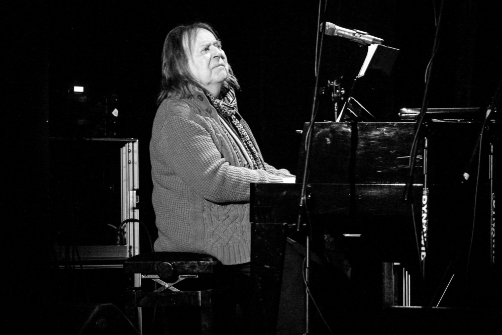 Wszystkich Świętych. Tych znanych i lubianych postaci nie ma już z nami. Odeszli w tym roku