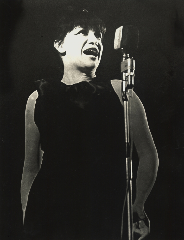 Wszystkich Świętych. Tych znanych i lubianych postaci nie ma już z nami. Odeszli w tym roku