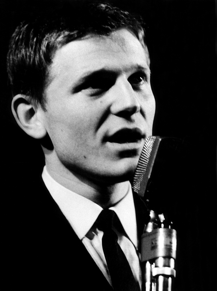 Wszystkich Świętych. Tych znanych i lubianych postaci nie ma już z nami. Odeszli w tym roku