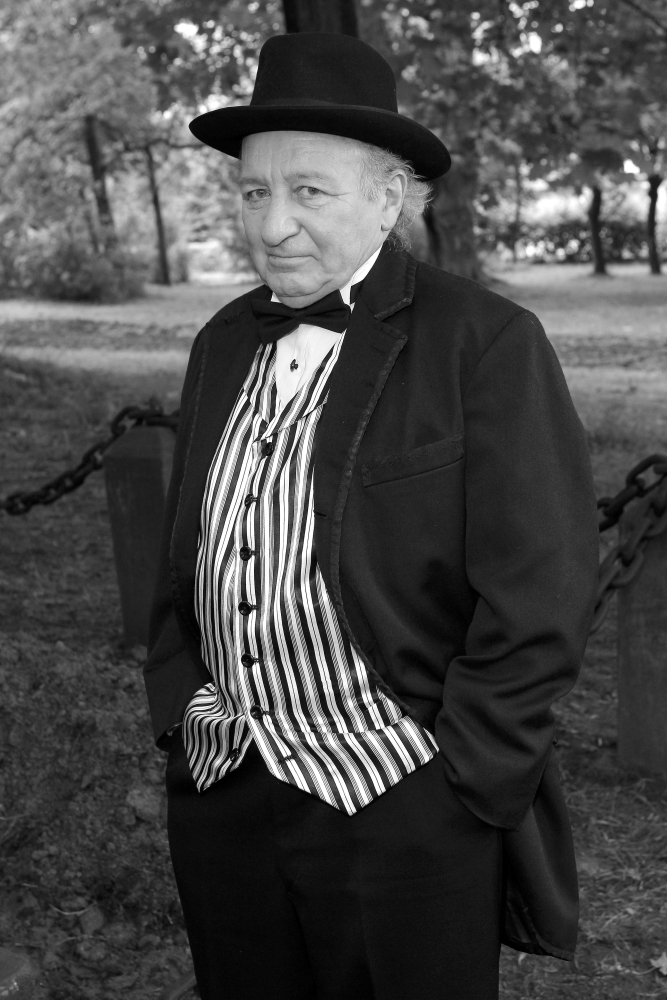 Wszystkich Świętych. Tych znanych i lubianych postaci nie ma już z nami. Odeszli w tym roku