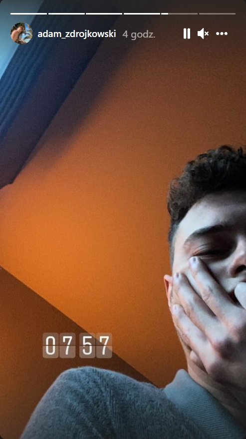 Adam Zdrójkowski odmieniony po rozstaniu. Zdecydował się na drastyczną zmianę wyglądu [ZDJĘCIA]