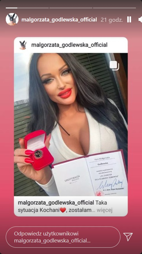 Małgorzata Godlewska wyróżniona przez ministra. Dostała odznakę za zasługi [FOTO]