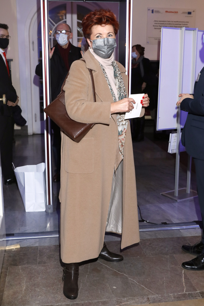 Dawno niewidziana Jolanta Kwaśniewska znów na salonach. Bardzo się zmieniła? Tak wygląda teraz [FOTO]