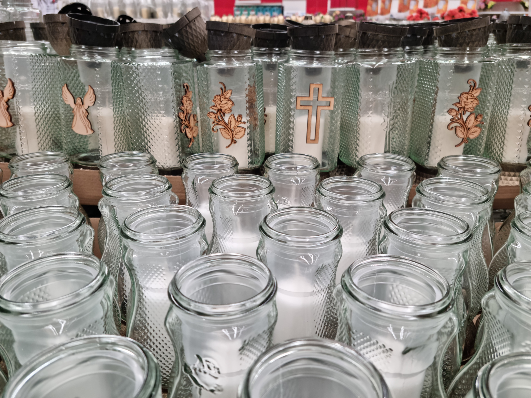 -50% i moc gratisowych produktów. Biedronka nie zwalnia tempa z promocjami