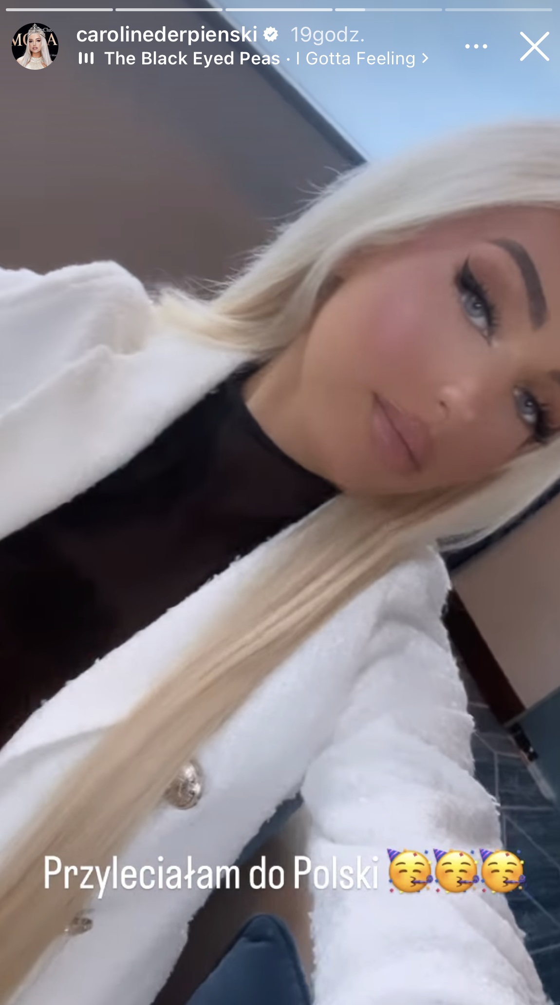 Caroline Derpienski w Polsce. Celebrytka przyleciała do Warszawy. Pokazała zdjęcia [FOTO]