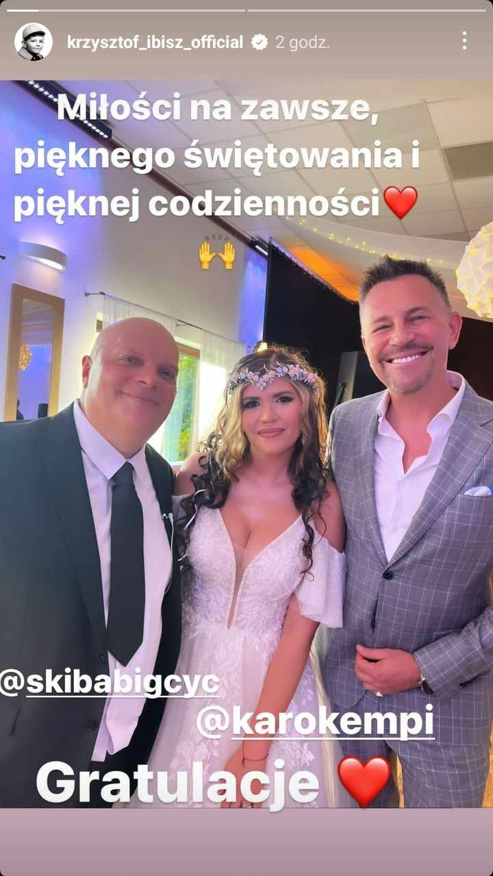 Krzysztof Skiba i młodsza o 26 lat Karolina Kempińska wzięli ślub! Tak wyglądała uroczystość [FOTO]