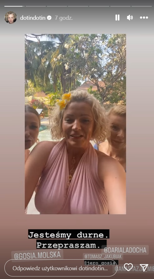 Tomasz Jakubiak ożenił się na tropikalnej wyspie. Cóż za uroczystość!  [FOTO] 