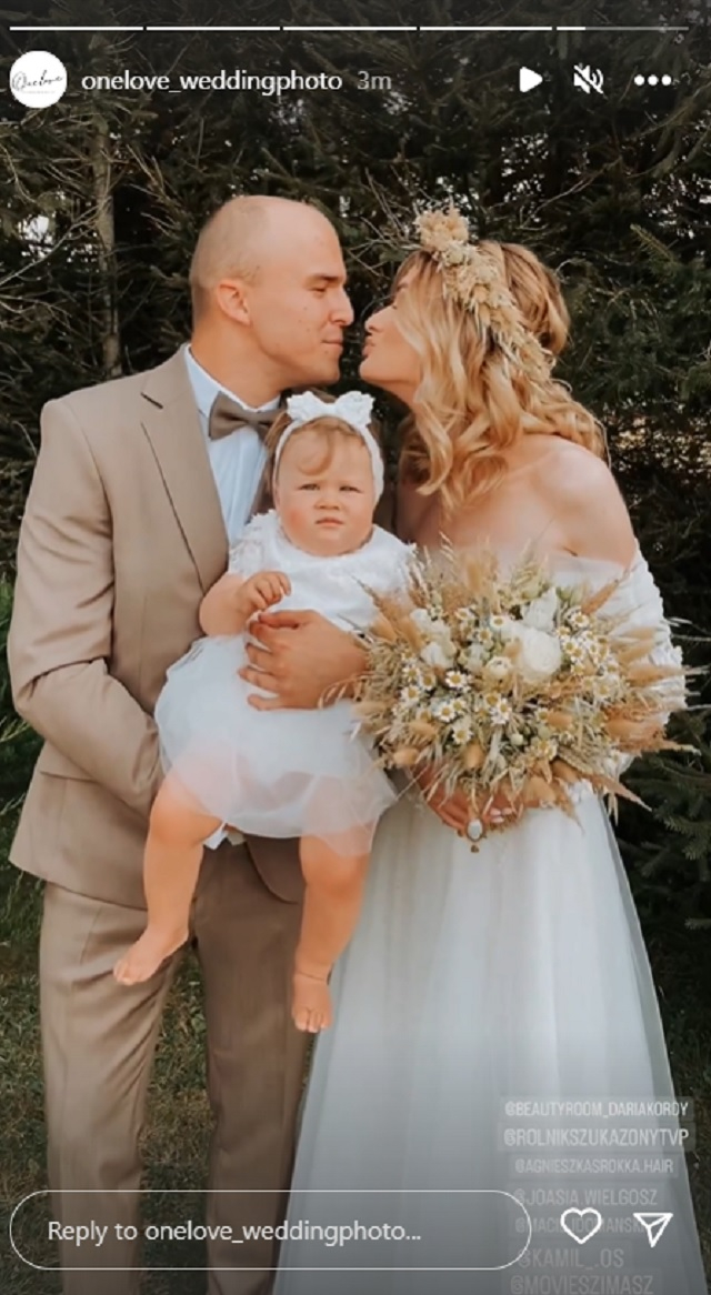 Ślub Joanny i Kamila z "Rolnik szuka żony". Uczestnicy randkowego show powiedzieli sobie "tak" [ZDJĘCIA]