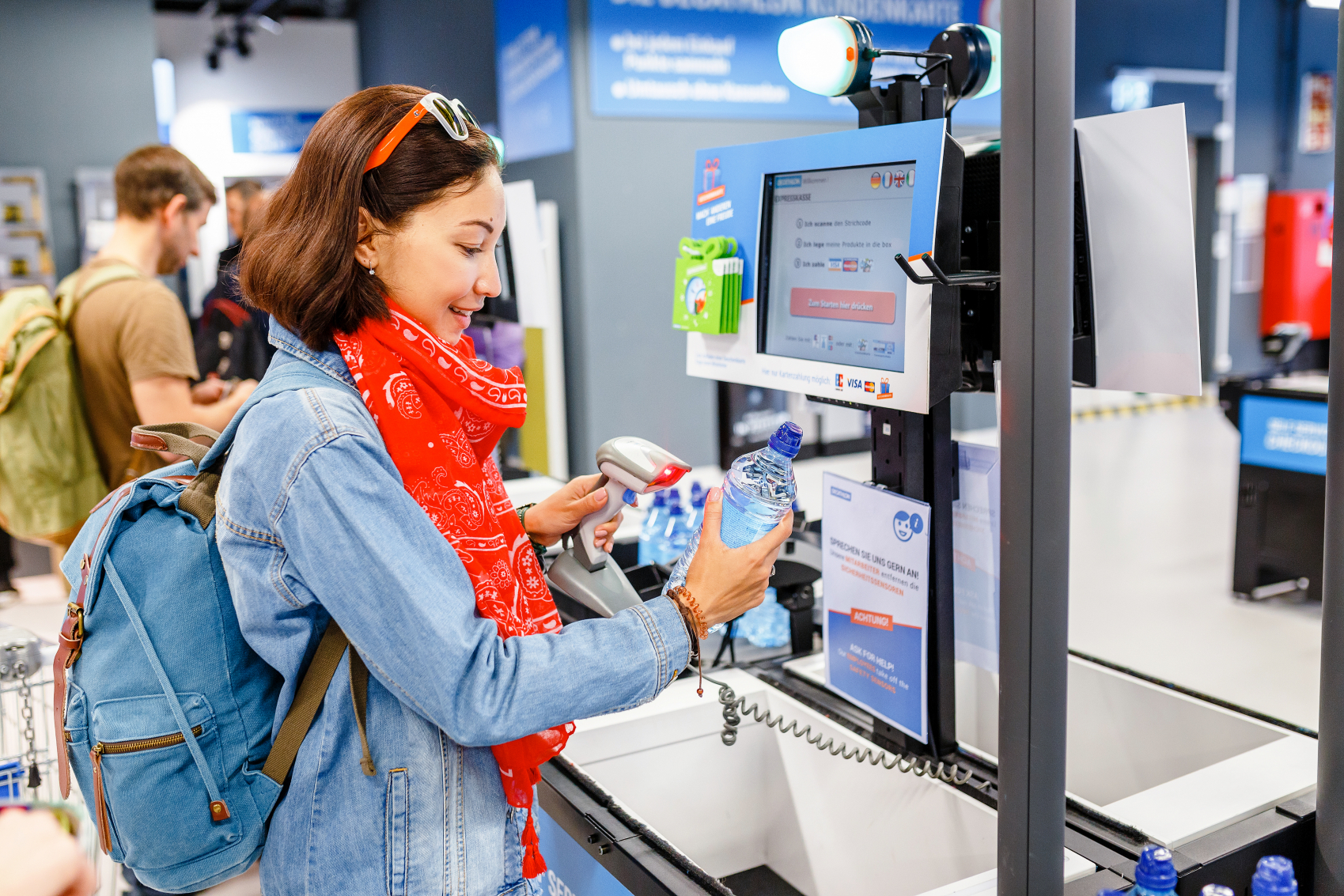 Nieudany eksperyment z kasami samoobsługowymi? Dlaczego na zachodzie sklepy od nich odchodzą?