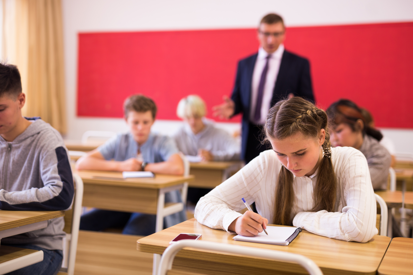 Matura 2024 - tego nie rób podczas egzaminu. Grożą za to poważne konsekwencje