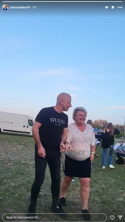 Uczestniczka „Rolnik szuka żony” w żywiołowym tańcu. Pokazała twarz partnera