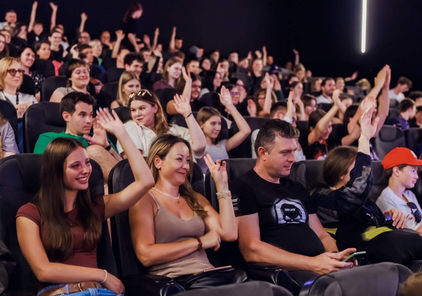  Gwiazdy „Wednesday” spotkały się z polskimi fanami we Wrocławiu. Zdradziły sekrety drugiego sezonu