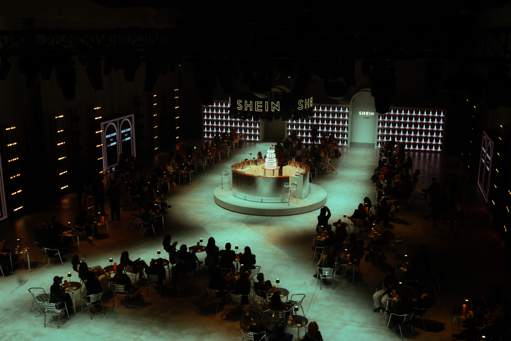 SHEIN w Mediolanie: imponujący pokaz mody w światowej stolicy stylu