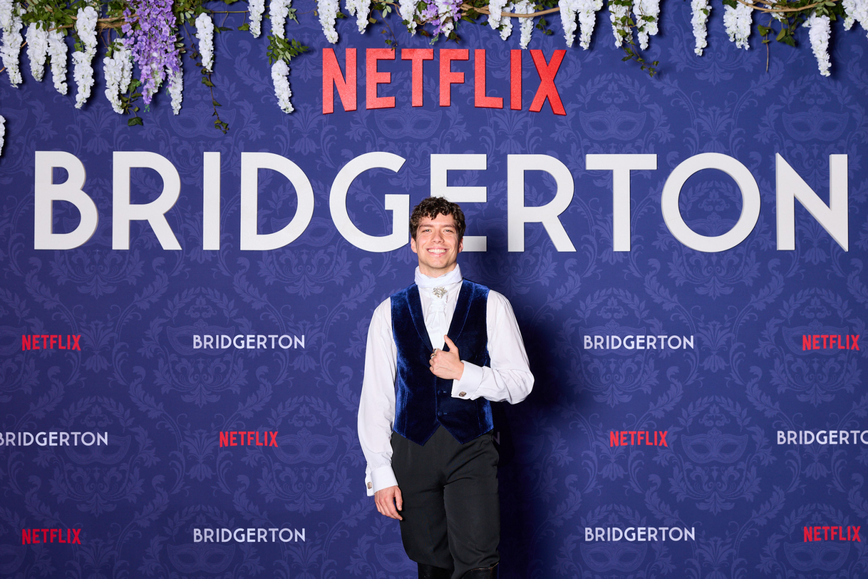 Polskie gwiazdy na balu z „Bridgertonami”! Wielka premiera czwartego sezonu w Bukareszcie