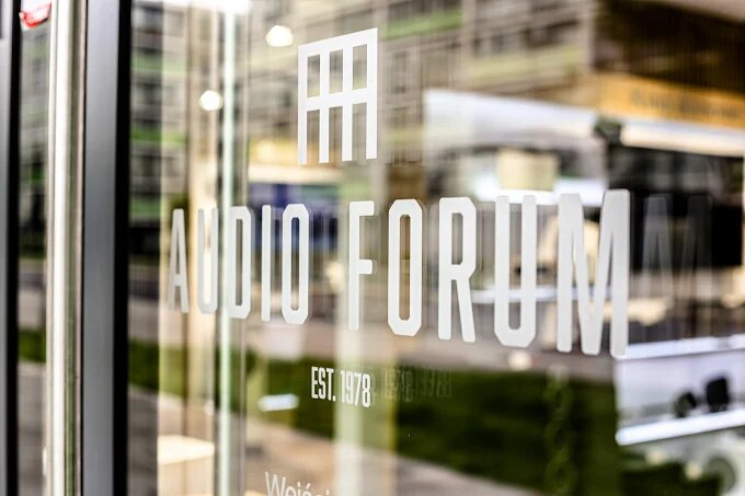 Odkryj jubileuszową kolekcję Centennial Collection w Bang & Olufsen w Warszawie