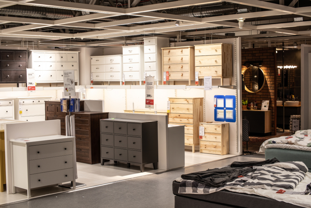 Były symbolem stylu. Dziś uchodzą za największy błąd aranżacyjny