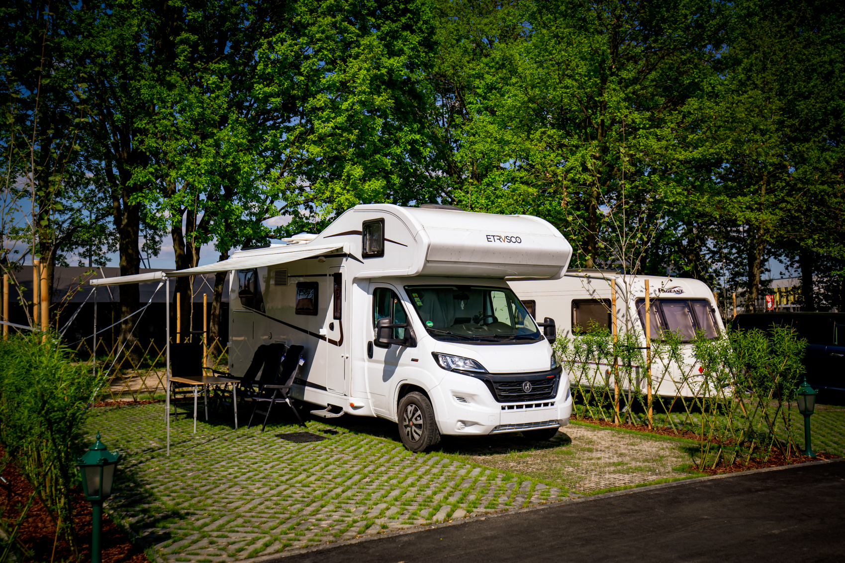 Kampery, muzyka i rollercoastery. Energylandia zaprasza na IV Festiwal Caravaningu!