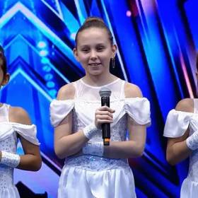 12-letnia Polka podbiła serca jurorów w zagranicznym "Mam Talent"! Piękny występ uwieczniono na nagraniu [WIDEO]