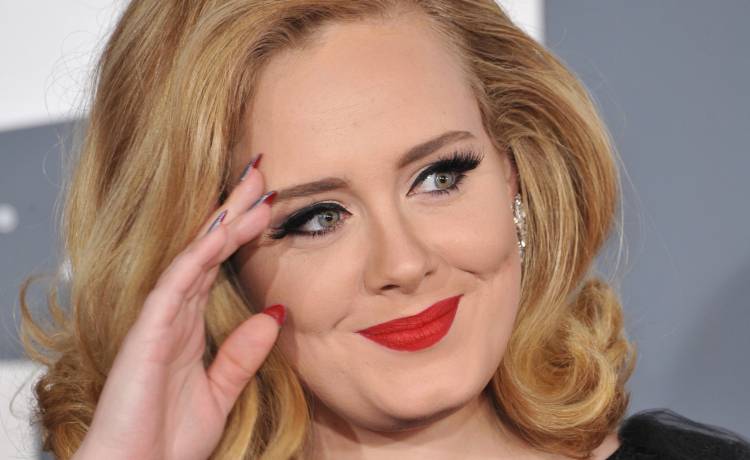 Pierwsze Zdjecie Adele Po Imprezie Z Kinga Rusin Co Za Figura Podkreslila Ksztalty Obcislym Strojem Muzyka Maxxx News Rmf Maxxx