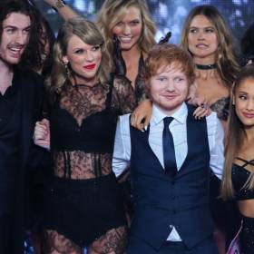 Ed Sheeran i Taylor Swift łączą siły w nowej piosence! Zobacz teledysk do "The Joker and the Queen"