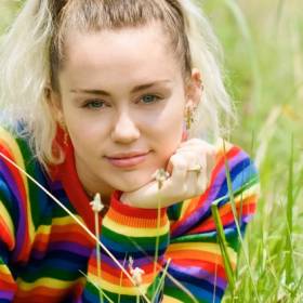 "Inspired": Nowy singiel Miley Cyrus, którym wzruszyła do łez podczas One Love Manchester