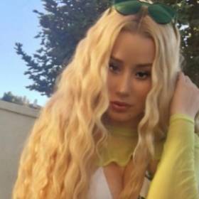Iggy Azalea kusi ciałem w bikini!