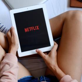 Netflix - luty 2022. Kilkadziesiąt produkcji znika z platformy! Co zastąpi ich miejsce? [LISTA NOWOŚCI]