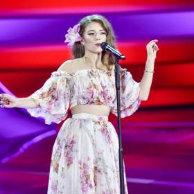 Eurowizja 2022. Karolina Lizer startuje w preselekcjach z piosenką "Czysta woda". Kim jest wokalistka? [POSŁUCHAJ]