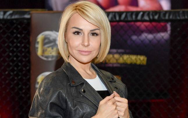 Joanna Opozda Operacja Nosa : Joanna Opozda Operacja Nosa Iza Miko Na Premierze W Hollywood Pudelek Joanna Opozda Poinformowala Na Instagramie Ze Rozstala Sie Z Antkiem Krolikowskim Kaceyt9z Images - Joanna krupa niechętnie przyznaje się do swoich operacji plastycznych.
