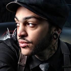 Travie McCoy i Sia: Golden. Zobacz nowy teledysk!