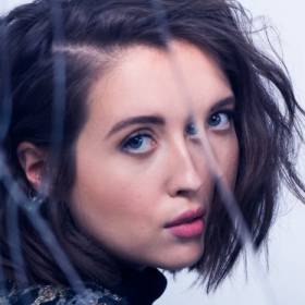 "Lash Out" - posłuchajcie nowego kawałka od Alice Merton!