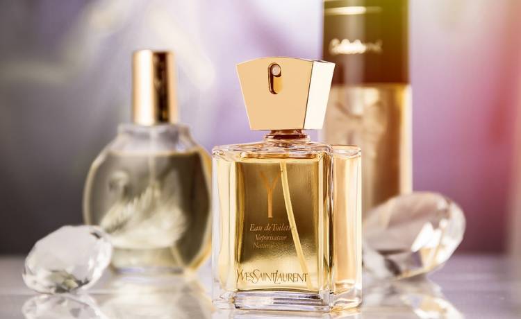 Black Friday Luksusowe Perfumy Za 1 Grosz W Rossmannie Promocje Na Czarny Piatek 18 Ciekawostki Maxxx News Rmf Maxxx
