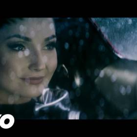 Cleo – „Zabiorę nas” w remixie Basto. Zobaczcie klip!