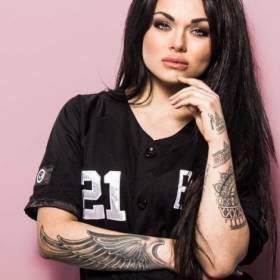 Luxuria Astaroth odchudza się i chwali się efektami w bieliźnie!