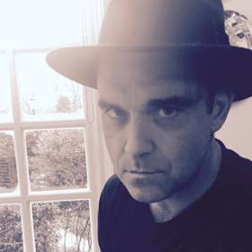 Robbie Williams walczy z poważną chorobą: "Zdajesz sobie sprawę, że nie jesteś niepokonany"